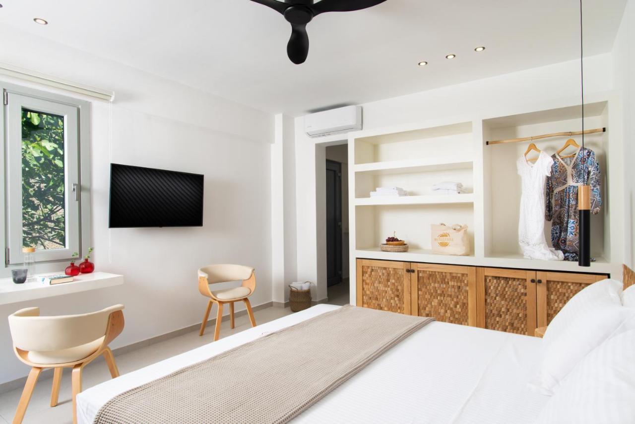 Melagrana Apart otel Adamantas  Dış mekan fotoğraf