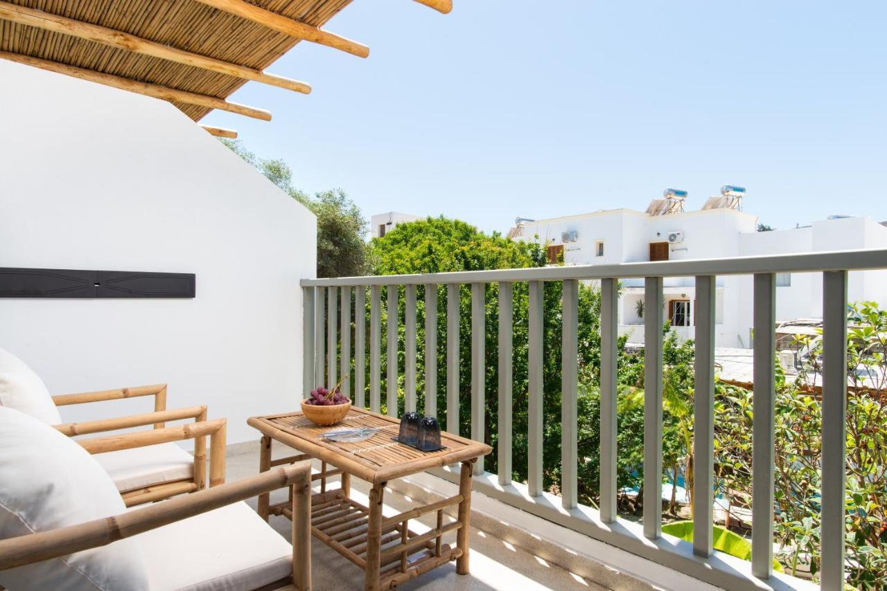 Melagrana Apart otel Adamantas  Dış mekan fotoğraf