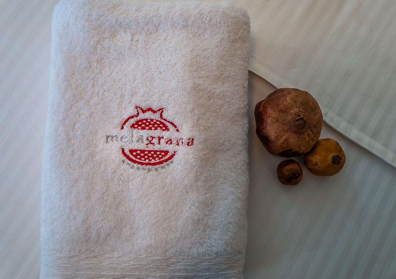 Melagrana Apart otel Adamantas  Dış mekan fotoğraf