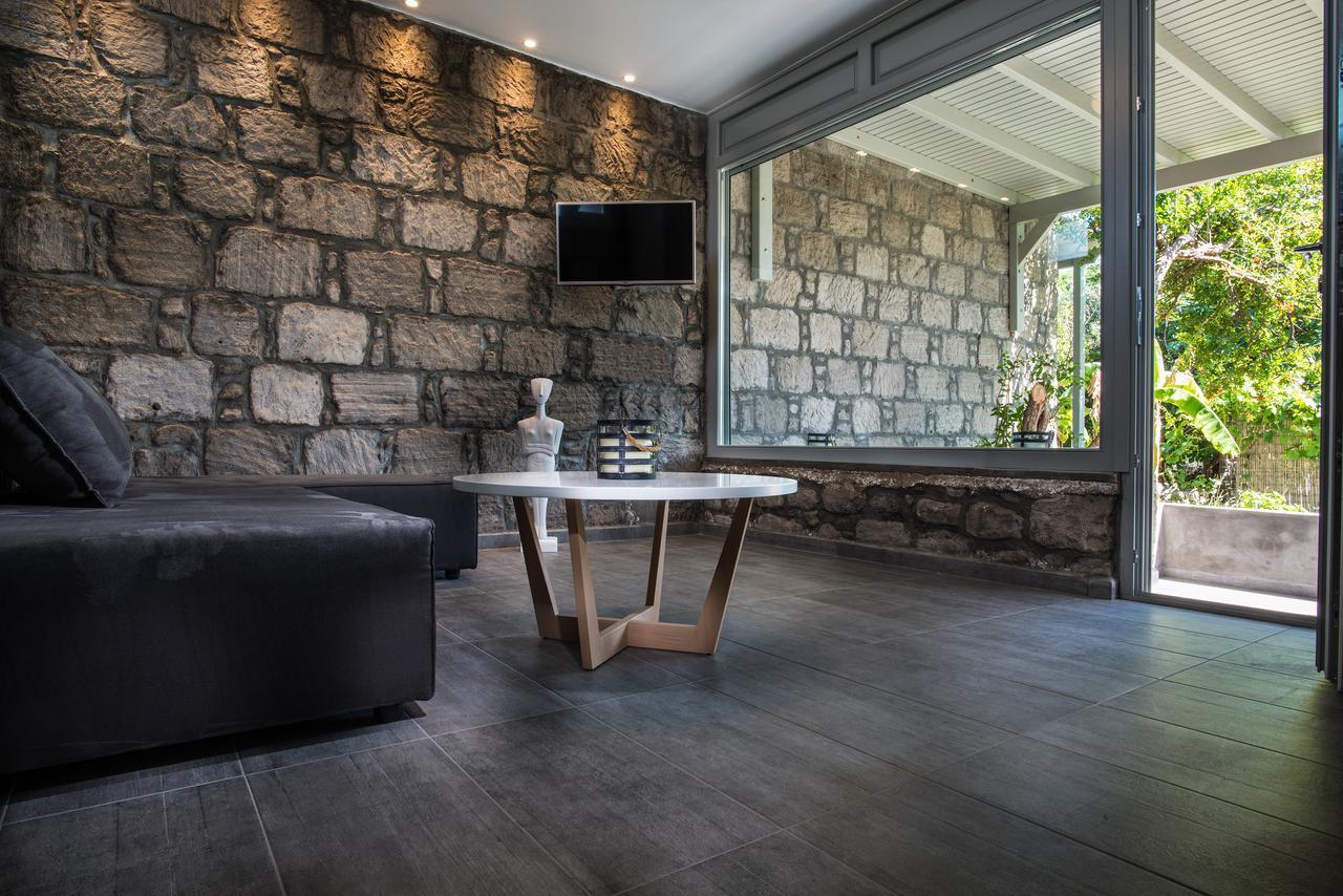 Melagrana Apart otel Adamantas  Dış mekan fotoğraf