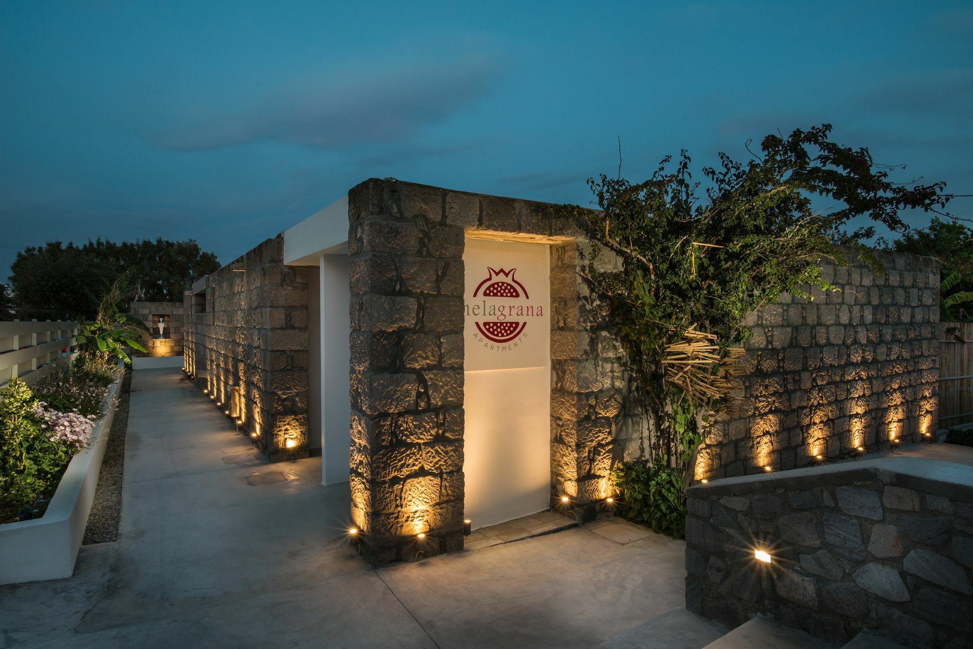 Melagrana Apart otel Adamantas  Dış mekan fotoğraf